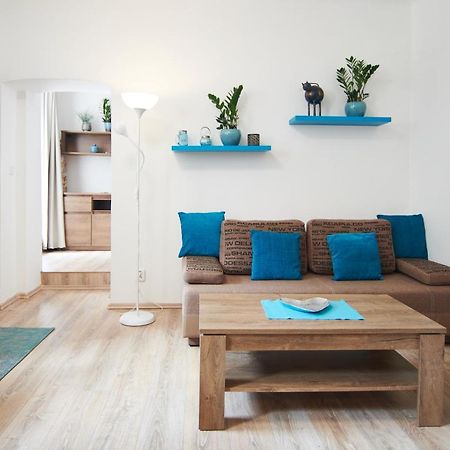 Nice Home To Stay At Prague Close To Castle With Terrace And Garden Dış mekan fotoğraf