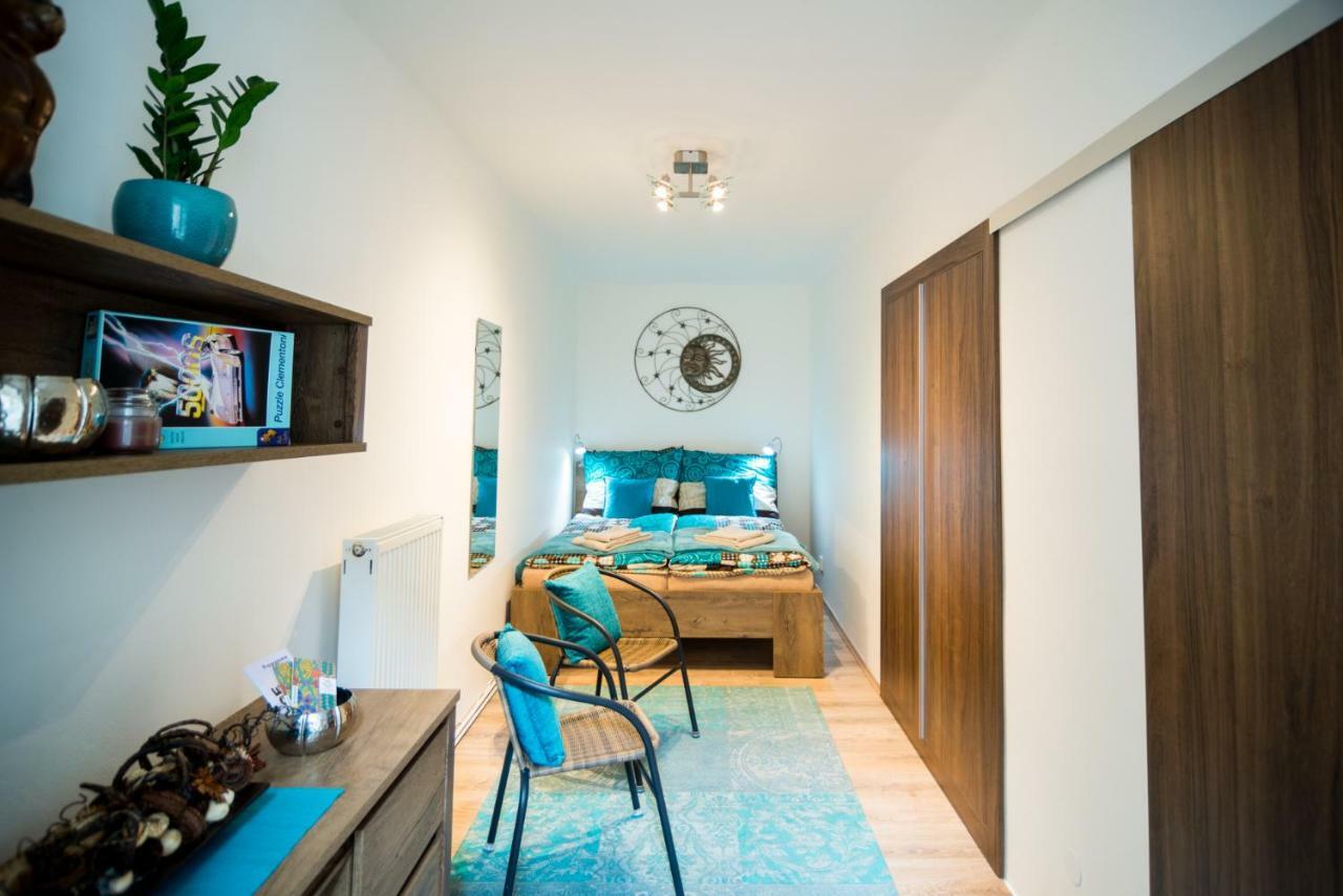 Nice Home To Stay At Prague Close To Castle With Terrace And Garden Dış mekan fotoğraf