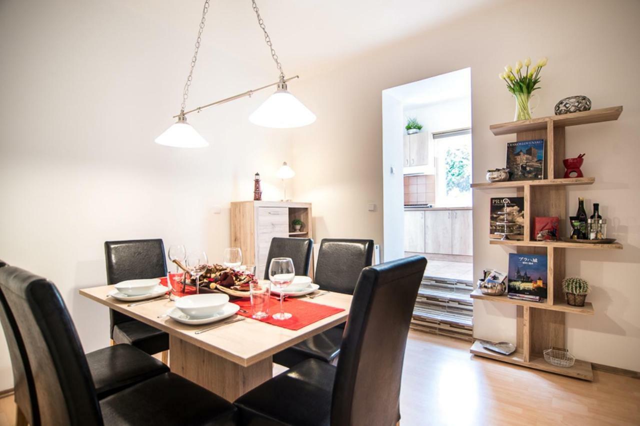 Nice Home To Stay At Prague Close To Castle With Terrace And Garden Oda fotoğraf