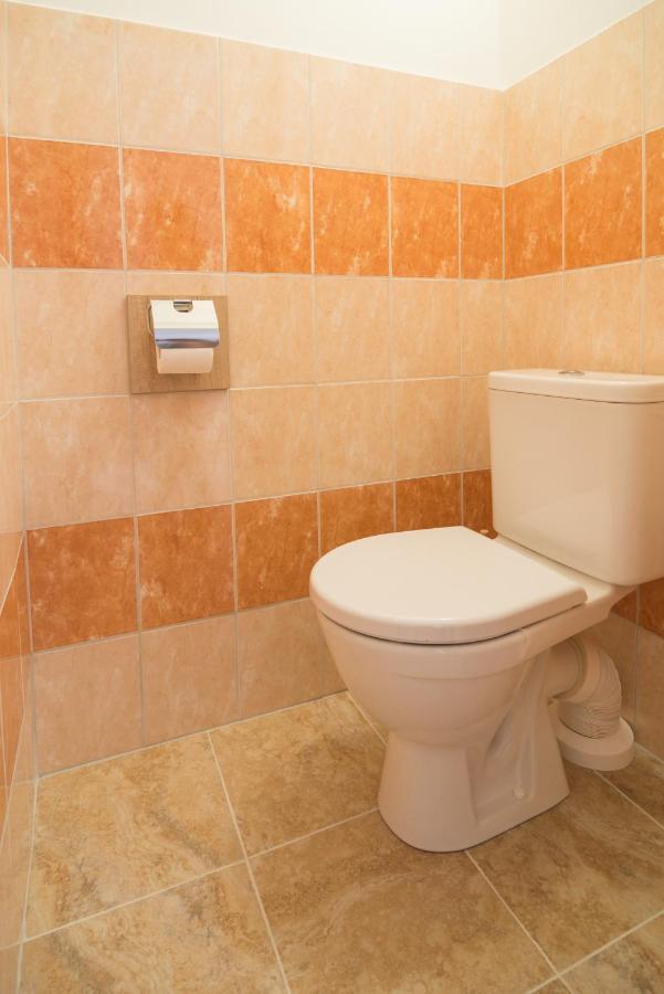 Nice Home To Stay At Prague Close To Castle With Terrace And Garden Dış mekan fotoğraf